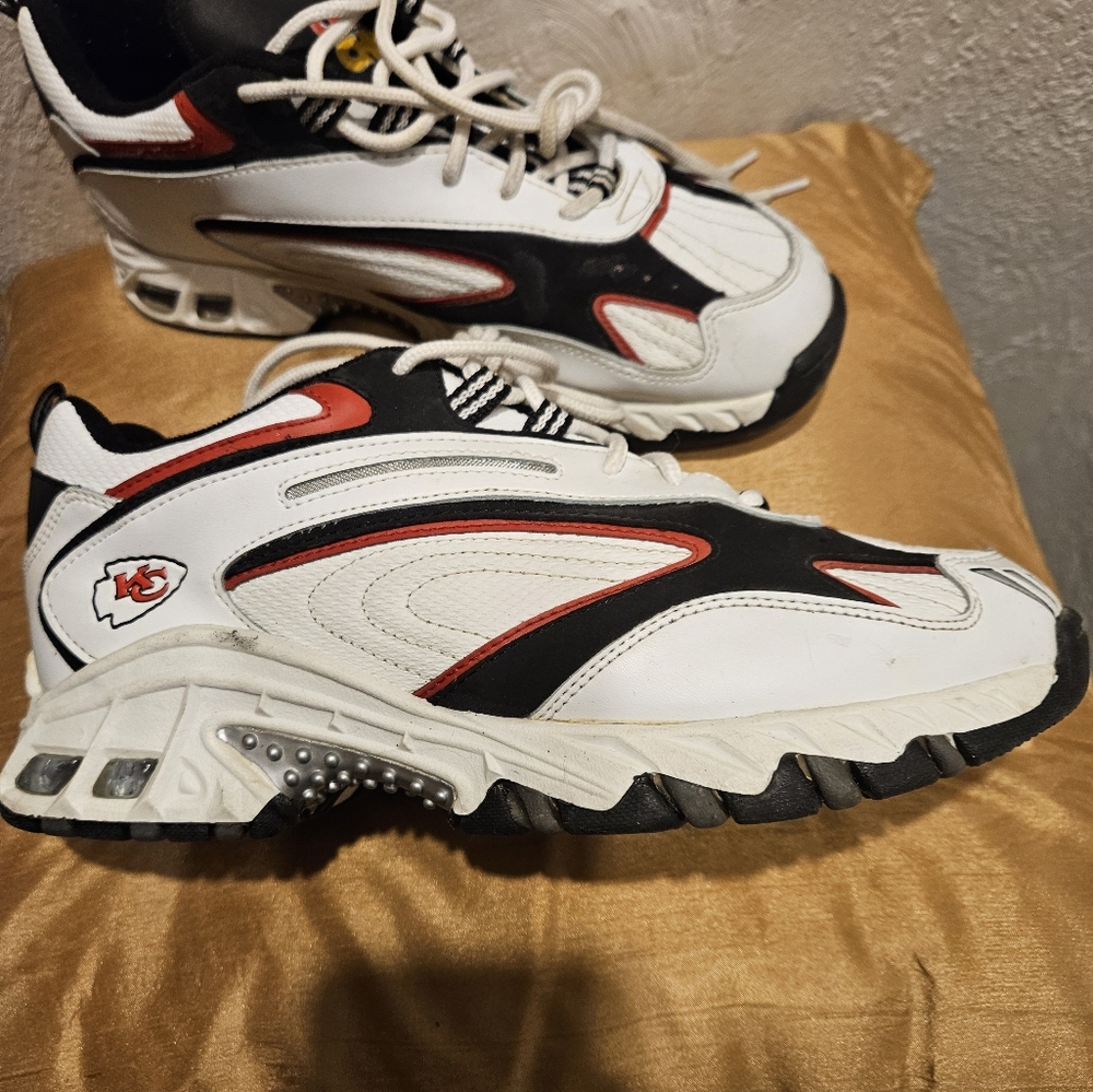 Vintage Men's Game Day NFL KC Chiefs Tennis Shoe's